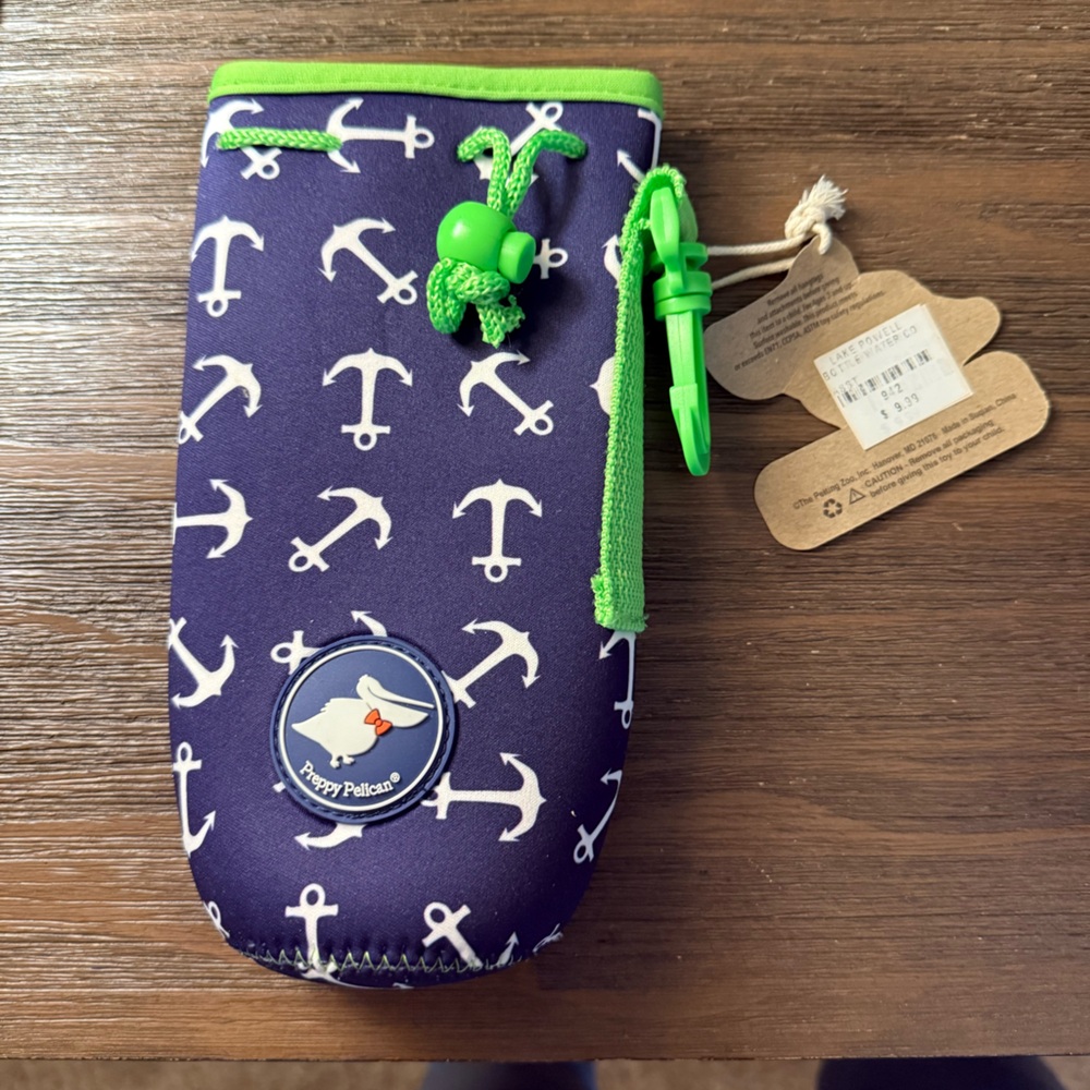 Water bottle holder/pouch in Navy blue with Green Accents